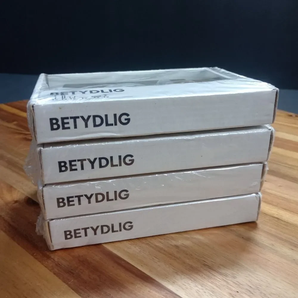 IKEA Betydlig Ceiling Bracket Curtain‎ Rod Holder White 302.198.89 Set of 4